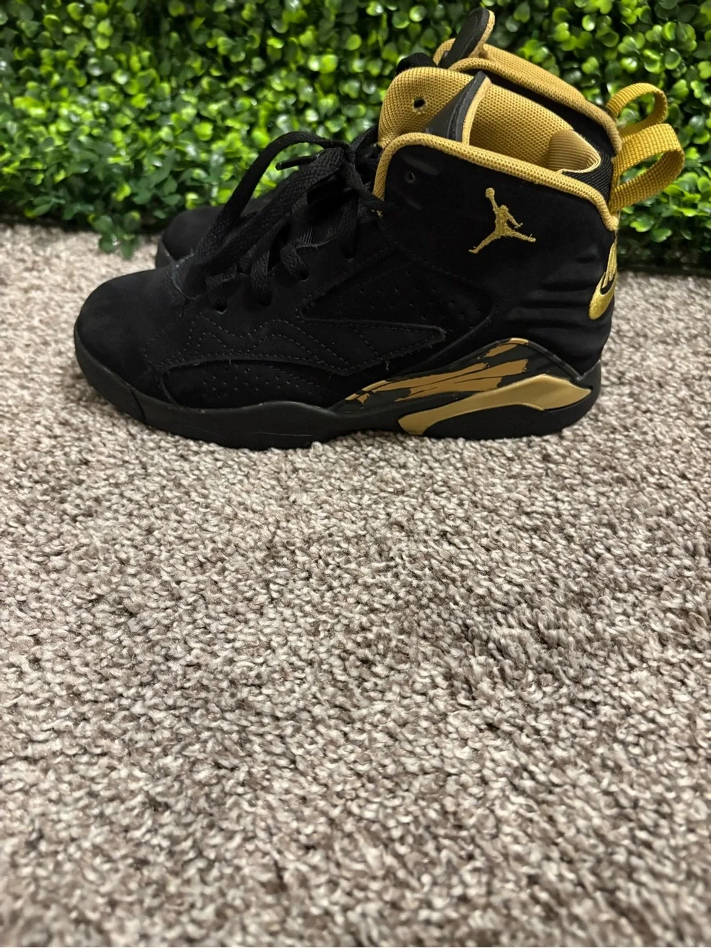 Nike classic jordan